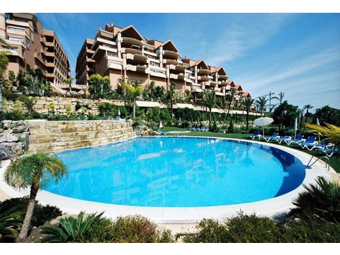 Wohnung kaufen in Nueva Andalucía, 134 m² Wohnfläche, 2 Zimmer
