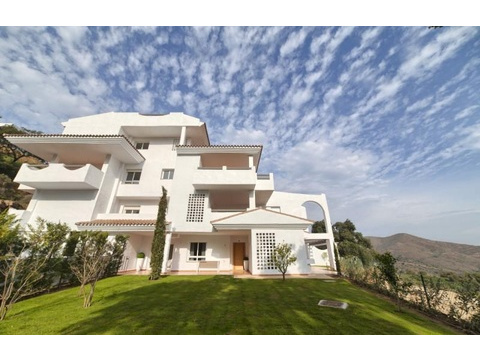 Erdgeschosswohnung kaufen in Marbella, 114 m² Wohnfläche, 2 Zimmer