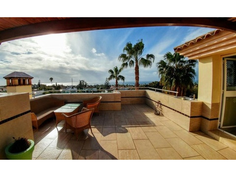 Villa kaufen in Marbella, 530 m² Grundstück, 320 m² Wohnfläche, 5 Zimmer