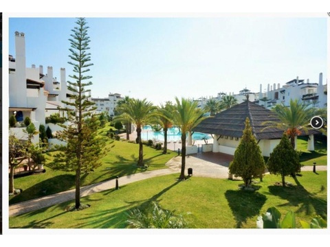 Wohnung kaufen in San Pedro de Alcantara, 88 m² Wohnfläche, 2 Zimmer
