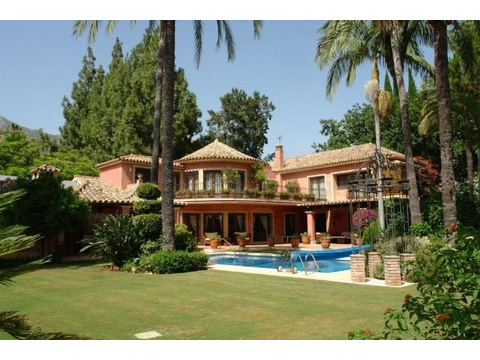 Villa kaufen in Marbella, 3.564 m² Grundstück, 658 m² Wohnfläche, 5 Zimmer