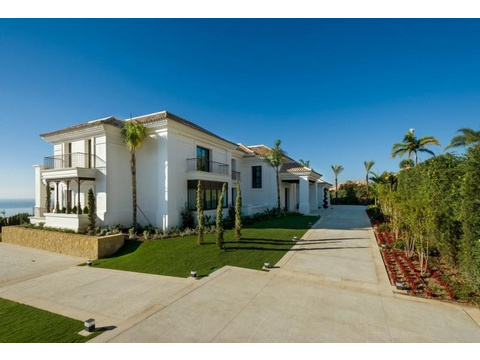 Villa kaufen in Marbella, 5.005 m² Grundstück, 1.846 m² Wohnfläche, 7 Zimmer