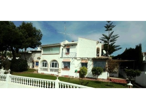 Villa kaufen in Mijas, 871 m² Grundstück, 148 m² Wohnfläche, 3 Zimmer