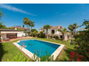 Villa kaufen in Alhaurín de la Torre, 1.300 m² Grundstück, 619 m² Wohnfläche, 5 Zimmer