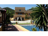 Villa kaufen in Alhaurín de la Torre, 2.545 m² Grundstück, 310 m² Wohnfläche, 4 Zimmer