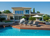 Villa kaufen in Nueva Andalucía, 1.880 m² Grundstück, 331 m² Wohnfläche, 5 Zimmer