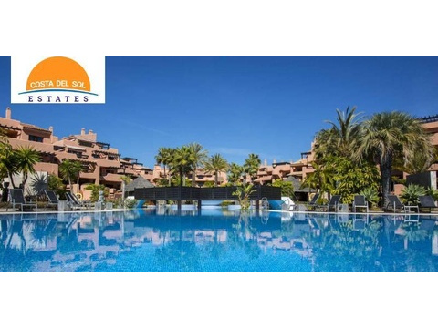 Etagenwohnung kaufen in Estepona, mit Stellplatz, 145 m² Wohnfläche, 3 Zimmer