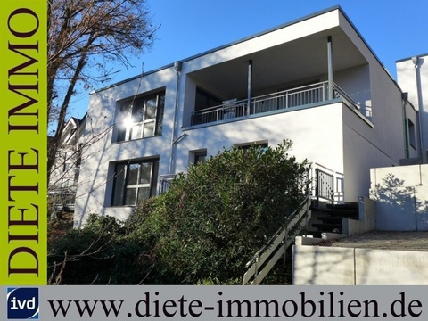 Erdgeschosswohnung mieten in Schloß Holte-Stukenbrock, 138 m² Wohnfläche, 3 Zimmer