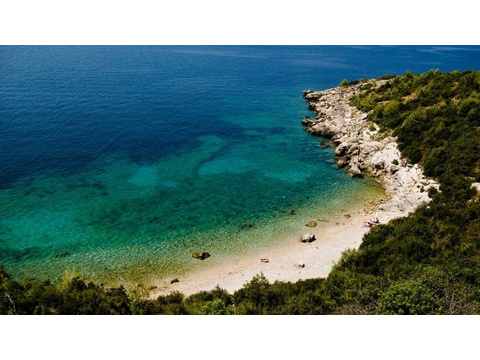 Geschäftshaus kaufen in Stari Grad