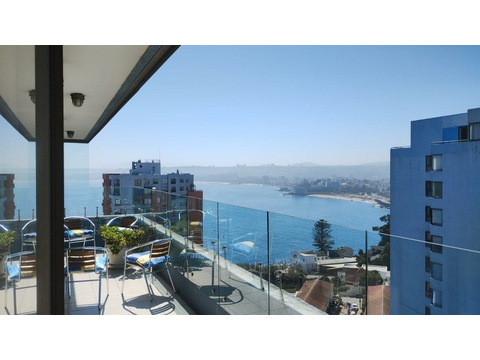 Etagenwohnung kaufen in Viña del Mar, 195 m² Wohnfläche