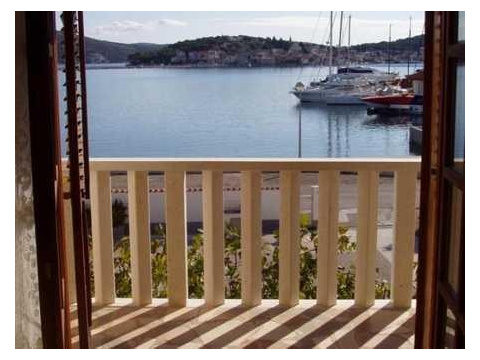 Einfamilienhaus kaufen in Šibenik, 1.027 m² Grundstück, 700 m² Wohnfläche, 10 Zimmer