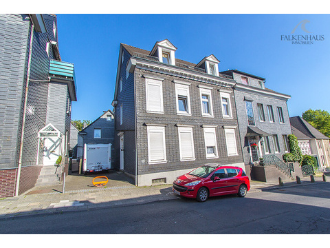 Mehrfamilienhaus kaufen in Remscheid, 153 m² Grundstück, 182 m² Wohnfläche, 8 Zimmer