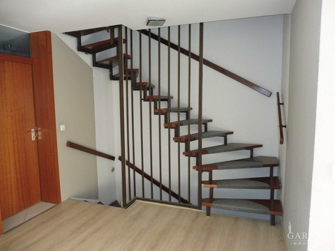 008-OG-Treppe
