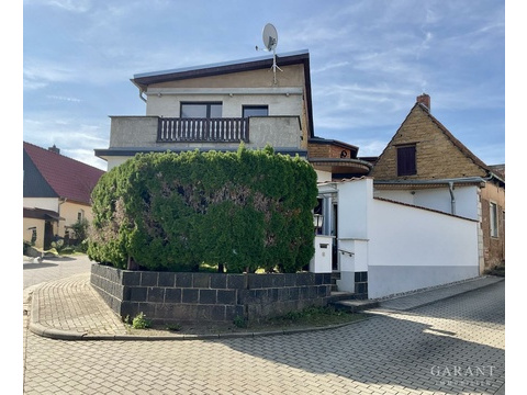 Reiheneckhaus kaufen in Wiederstedt, 249 m² Grundstück, 168 m² Wohnfläche, 8 Zimmer