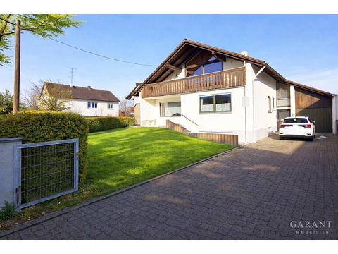 Zweifamilienhaus kaufen in Gaimersheim, mit Garage, 840 m² Grundstück, 200 m² Wohnfläche, 8 Zimmer