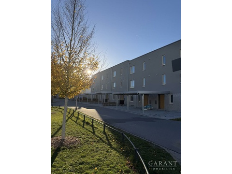Reihenmittelhaus kaufen in Bamberg, mit Stellplatz, 202 m² Grundstück, 182 m² Wohnfläche, 5 Zimmer
