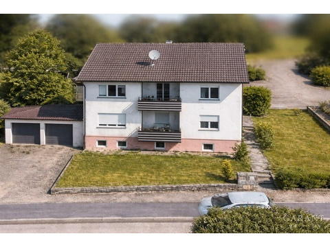 Zweifamilienhaus kaufen in Iggingen, mit Garage, 529 m² Grundstück, 195 m² Wohnfläche, 8 Zimmer