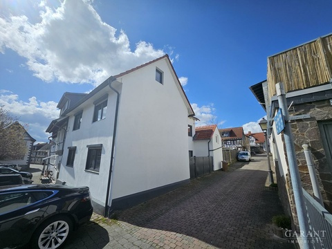Einfamilienhaus kaufen in Hammersbach, 97 m² Grundstück, 170 m² Wohnfläche, 7 Zimmer