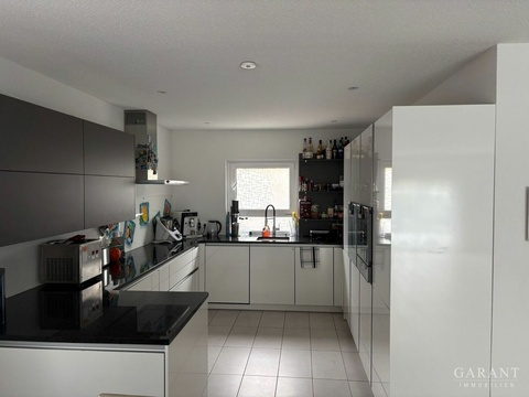 Doppelhaushälfte kaufen in Bad Säckingen, mit Stellplatz, 320 m² Grundstück, 310 m² Wohnfläche, 10 Zimmer