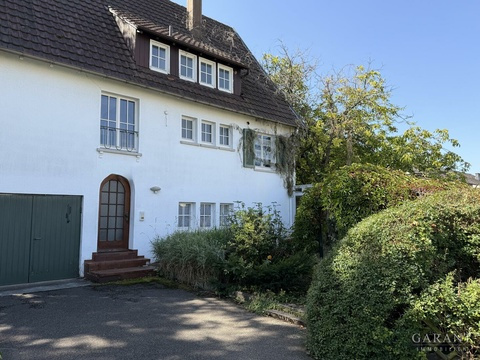 Zweifamilienhaus kaufen in Weinstadt, mit Garage, 523 m² Grundstück, 127 m² Wohnfläche, 8 Zimmer