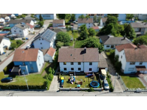 Einfamilienhaus kaufen in Dingolfing, 1.144 m² Grundstück, 212 m² Wohnfläche, 8 Zimmer