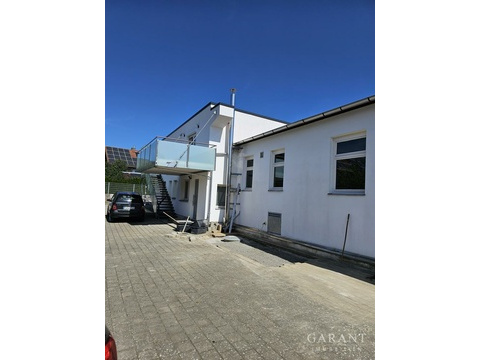 Lager mit Freifläche kaufen in Balgheim, 500 m² Lagerfläche