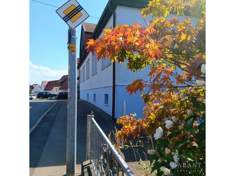 Mehrfamilienhaus kaufen in Gomaringen, mit Garage, 1.258 m² Grundstück, 330 m² Wohnfläche, 12 Zimmer