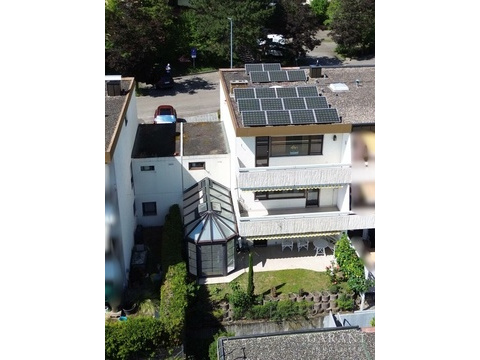Reiheneckhaus kaufen in Weinstadt, mit Garage, 194 m² Grundstück, 182 m² Wohnfläche, 5 Zimmer