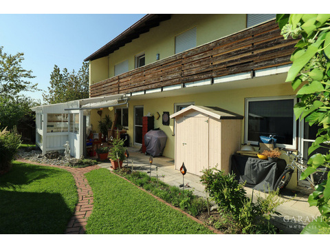 Zweifamilienhaus kaufen in Althegnenberg, mit Garage, 902 m² Grundstück, 179 m² Wohnfläche, 10 Zimmer
