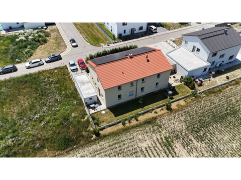 Einfamilienhaus kaufen in Pförring, mit Garage, 638 m² Grundstück, 300 m² Wohnfläche, 7 Zimmer