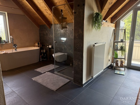 Einfamilienhaus kaufen in Greding, mit Garage, 681 m² Grundstück, 144 m² Wohnfläche, 6 Zimmer