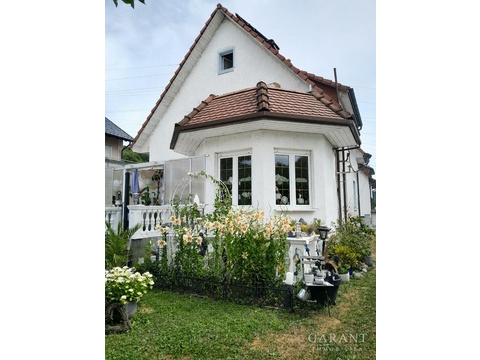 Einfamilienhaus kaufen in Waldshut-Tiengen, mit Garage, 460 m² Grundstück, 130 m² Wohnfläche, 4,5 Zimmer