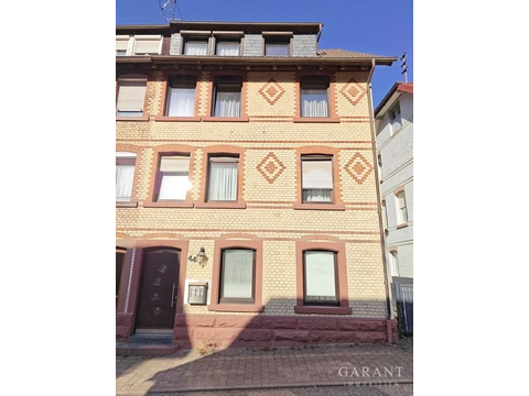 Doppelhaushälfte kaufen in Höfen an der Enz, 444 m² Grundstück, 168 m² Wohnfläche, 7 Zimmer