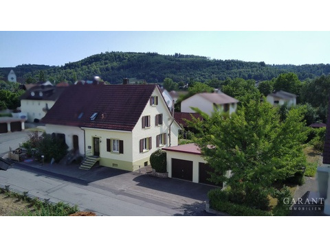 Doppelhaushälfte kaufen in Küssaberg, mit Garage, 610 m² Grundstück, 133 m² Wohnfläche, 4 Zimmer