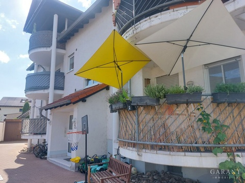 Dachgeschosswohnung kaufen in Guntersblum, mit Stellplatz, 74 m² Wohnfläche, 3 Zimmer