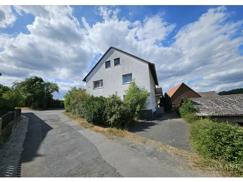 Zweifamilienhaus kaufen in Fischbachtal, 597 m² Grundstück, 260 m² Wohnfläche, 8 Zimmer