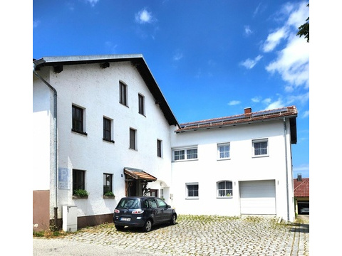 Zweifamilienhaus kaufen in Innernzell, mit Garage, 600 m² Grundstück, 190 m² Wohnfläche, 6 Zimmer