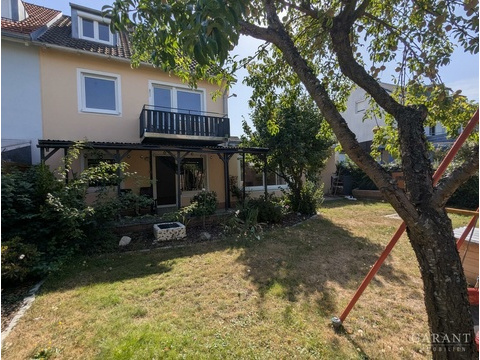 Doppelhaushälfte kaufen in Straubing, mit Garage, 354 m² Grundstück, 125 m² Wohnfläche, 6 Zimmer