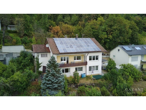 Einfamilienhaus kaufen in Waldshut-Tiengen, mit Garage, 777 m² Grundstück, 242 m² Wohnfläche, 9,5 Zimmer