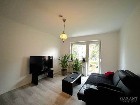 Etagenwohnung kaufen in Freilassing, mit Stellplatz, 65 m² Wohnfläche, 3 Zimmer