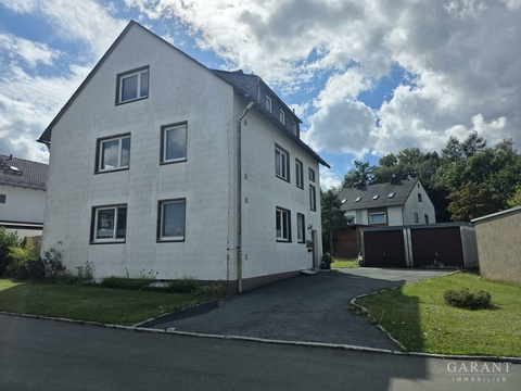 Mehrfamilienhaus kaufen in Helmbrechts, mit Garage, 681 m² Grundstück, 182 m² Wohnfläche, 8 Zimmer