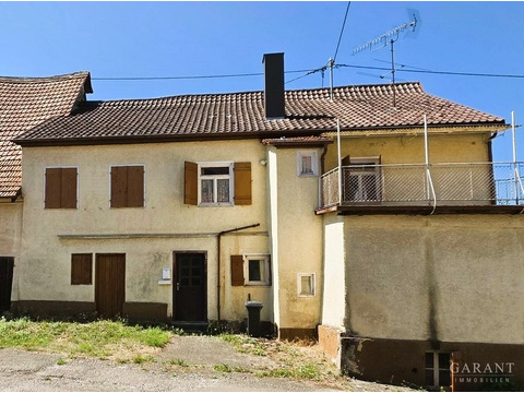 Doppelhaushälfte kaufen in Gomaringen, mit Stellplatz, 484 m² Grundstück, 132 m² Wohnfläche, 6 Zimmer