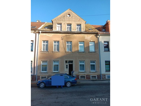 Reihenmittelhaus kaufen in Leisnig, 280 m² Grundstück, 132 m² Wohnfläche, 8 Zimmer