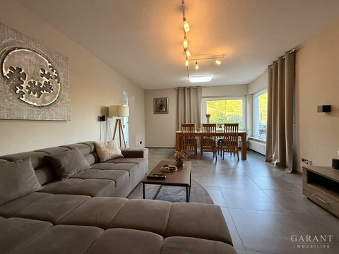 Einfamilienhaus kaufen in Waldshut-Tiengen, mit Garage, 1.156 m² Grundstück, 219 m² Wohnfläche, 7,5 Zimmer