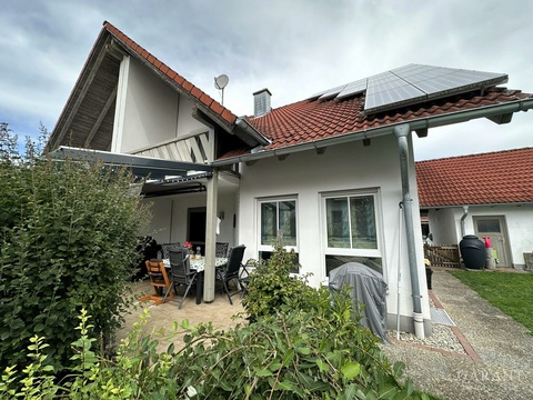 Doppelhaushälfte kaufen in Kaltental, Schwaben, mit Garage, 425 m² Grundstück, 135 m² Wohnfläche, 6 Zimmer