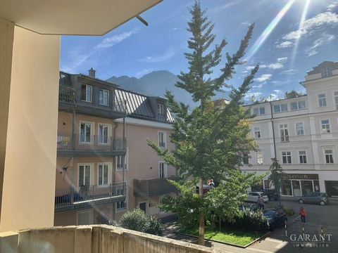 Etagenwohnung kaufen in Bad Reichenhall, mit Garage, 75 m² Wohnfläche, 2 Zimmer