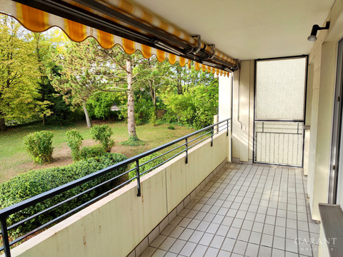 Etagenwohnung kaufen in Fellbach, mit Stellplatz, 180 m² Wohnfläche, 6,5 Zimmer