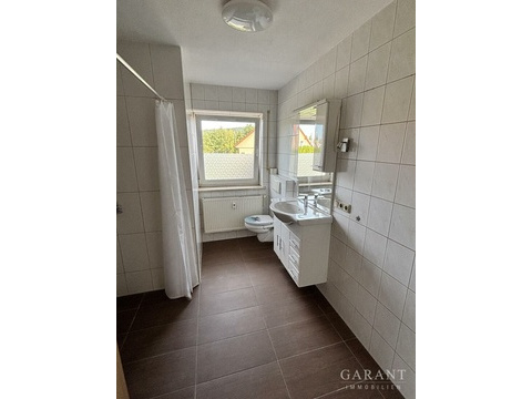Tageslichtbad mit Dusche