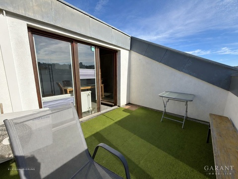 Dachgeschosswohnung kaufen in Pforzheim, mit Garage, 69 m² Wohnfläche, 2 Zimmer