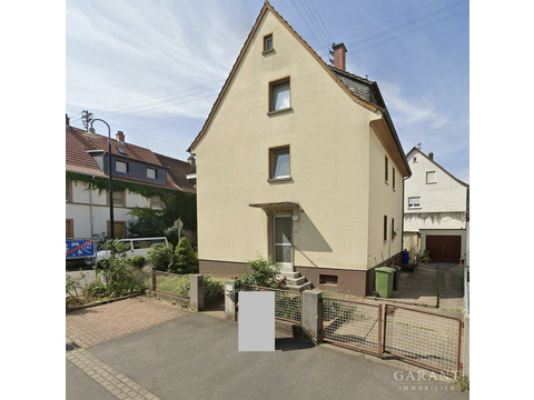 Mehrfamilienhaus kaufen in Edingen-Neckarhausen, 368 m² Grundstück, 147 m² Wohnfläche, 8 Zimmer